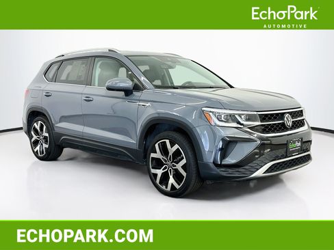 Used 2023 Volkswagen Taos SEL AWD/4WD image 1
