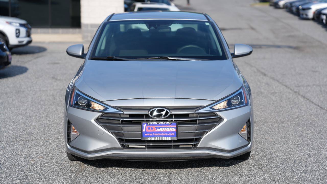 Used 2020 Hyundai Elantra SEL w/ Winter Weather Package FWD image 2