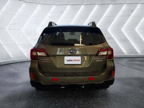 Used 2017 Subaru Outback 2.5i image 5