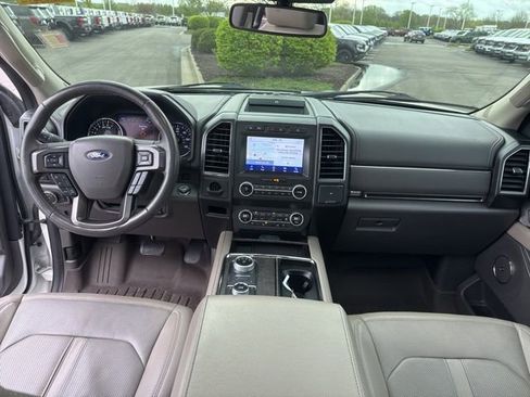Used 2021 Ford Expedition Limited image 27