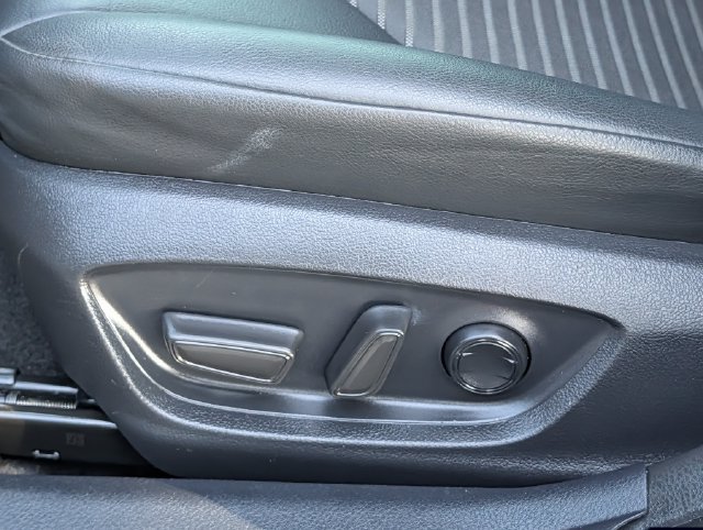 Used 2024 Toyota Camry SE FWD image 24
