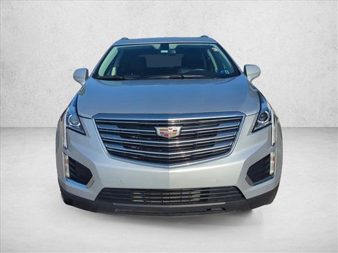 Used 2018 Cadillac XT5 Luxury AWD/4WD image 2