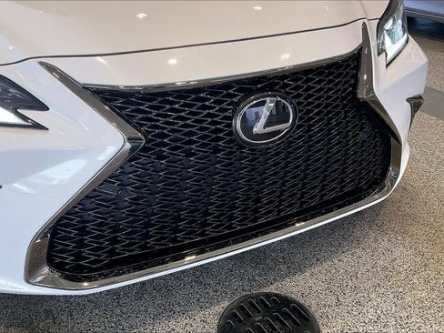 Used 2025 Lexus ES 300h F Sport w/ Accessory Package (Z1) FWD image 29