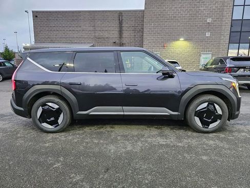 New 2026 Kia EV9 Light image 6