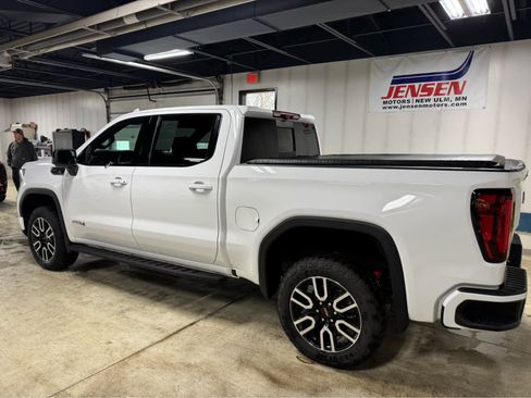 Certified 2025 GMC Sierra 1500 AT4 w/ AT4 Premium Package image 6