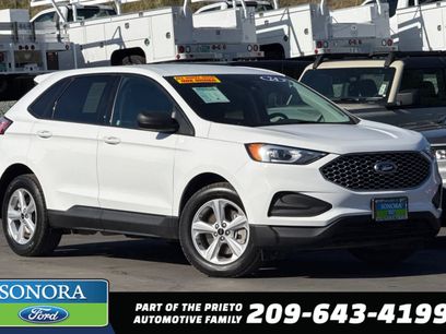 Used 2024 Ford Edge SE w/ Cargo Accessory Package