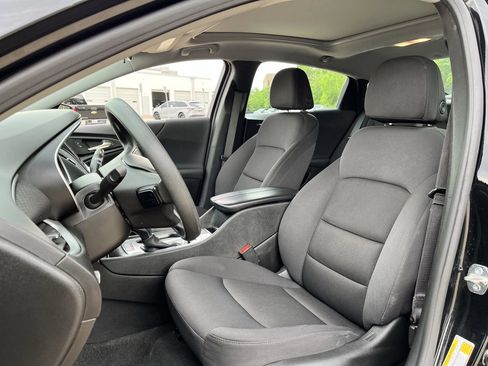 Used 2024 Chevrolet Malibu LT FWD image 23