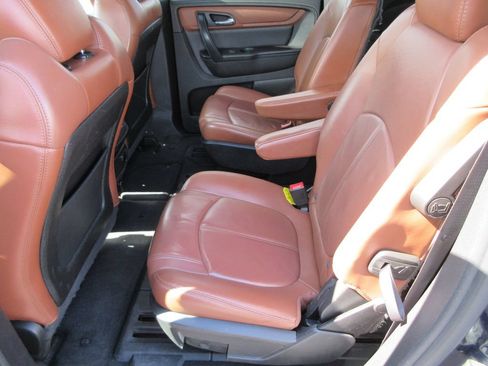 Used 2015 Chevrolet Traverse LT FWD image 14