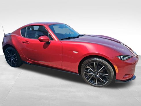 Certified 2025 MAZDA MX-5 Miata RF Grand Touring RWD image 3