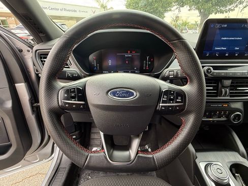 Used 2024 Ford Escape ST-Line image 23