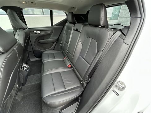 New 2026 Volvo XC40 B5 Plus w/ Protection Package Premier image 23