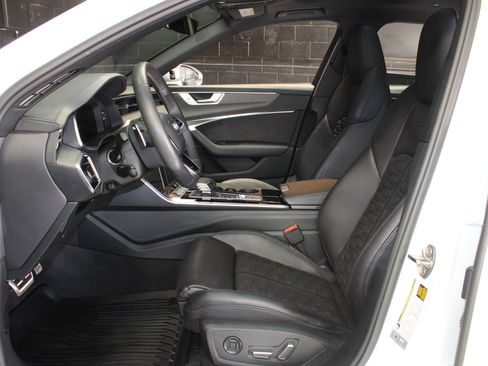 Used 2023 Audi RS 6 image 40