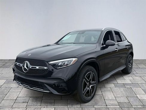 New 2026 Mercedes-Benz GLC 300 image 3