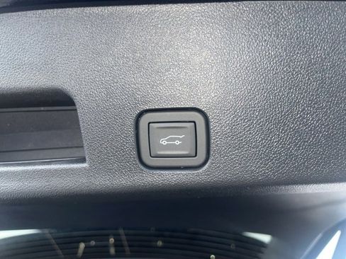 New 2026 Chevrolet Traverse RS image 14