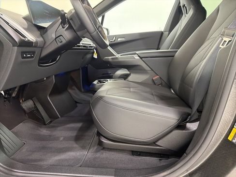 Used 2025 BMW iX xDrive50 w/ Premium Package image 14