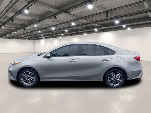 Certified 2023 Kia Forte LXS image 5