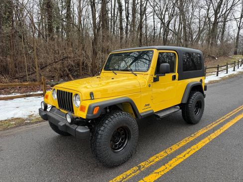Used 2004 Jeep Wrangler 4WD image 1