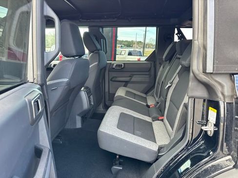 Used 2025 Ford Bronco Big Bend image 12