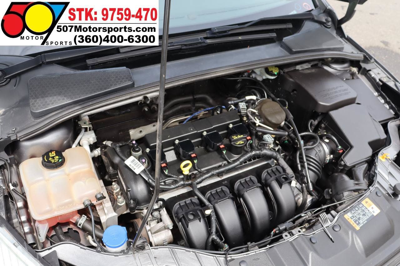 Used 2014 Ford Focus SE w/ Equipment Group 201A FWD image 17