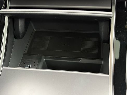 New 2026 Land Rover Range Rover Velar S image 24