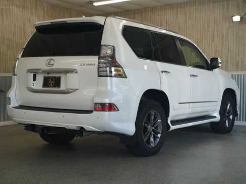Used 2014 Lexus GX 460 Luxury AWD/4WD image 10