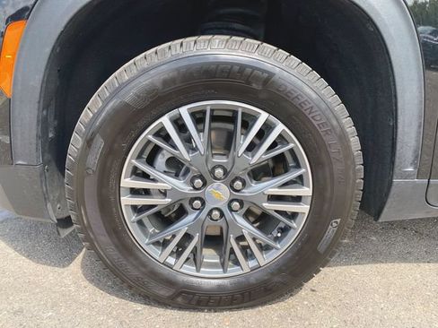 Used 2024 Chevrolet Traverse LT AWD/4WD image 31