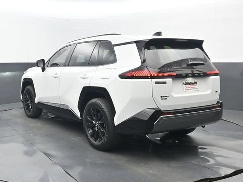 Used 2026 Toyota RAV4 SE AWD/4WD image 3