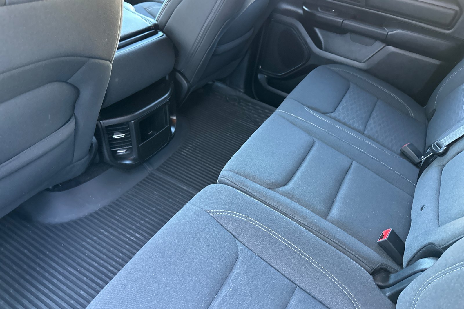 Used 2025 RAM 1500 Warlock AWD/4WD image 13