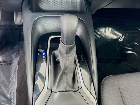 Used 2023 Toyota Corolla LE image 17