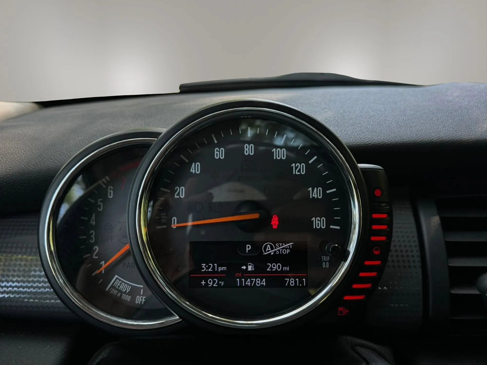 Used 2015 MINI Cooper 2-Door Hardtop FWD image 21