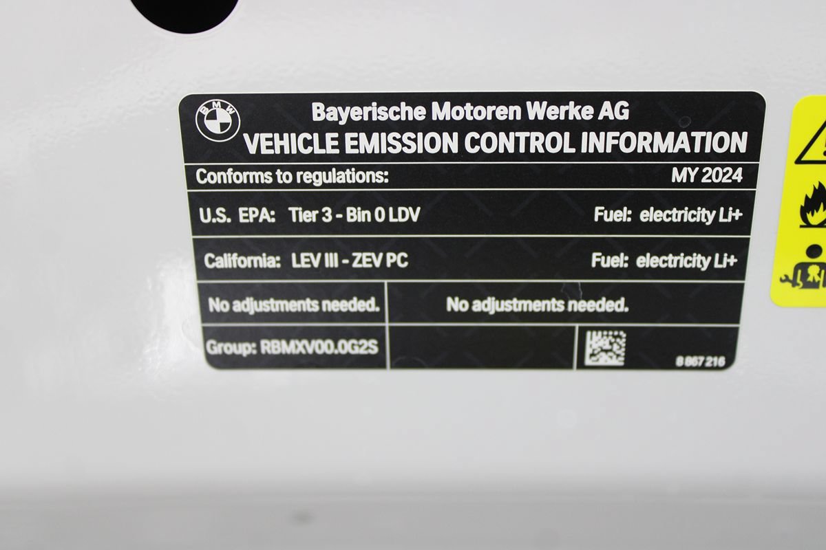 Used 2024 BMW i4 eDrive40 w/ M Sport Package RWD image 39
