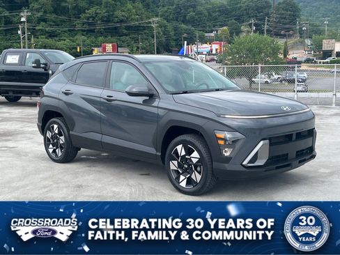 Used 2024 Hyundai Kona SEL AWD/4WD image 1