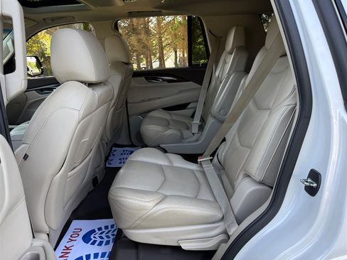 Used 2016 Cadillac Escalade Premium AWD/4WD image 57