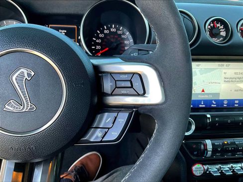 Used 2016 Ford Mustang Shelby GT350 w/ Track Package RWD image 21