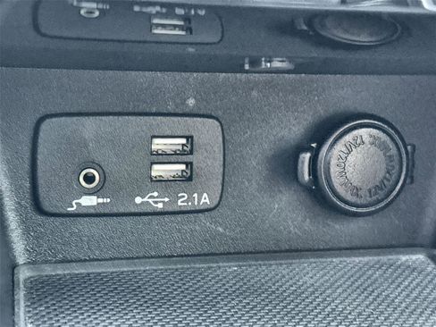 Used 2019 Subaru Forester Touring w/ Popular Package #3 image 27