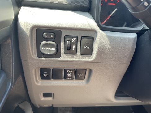 Used 2013 Toyota 4Runner SR5 w/ Convenience Pkg AWD/4WD image 22