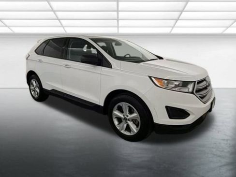 Used 2017 Ford Edge SE image 9