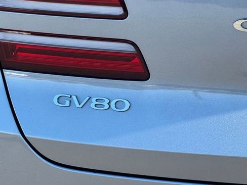 Certified 2025 Genesis GV80 3.5T Prestige image 9