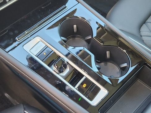 New 2026 Volkswagen Atlas SEL Premium R-Line image 10