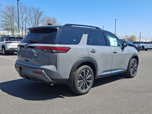 New 2026 Nissan Pathfinder Platinum AWD/4WD image 4