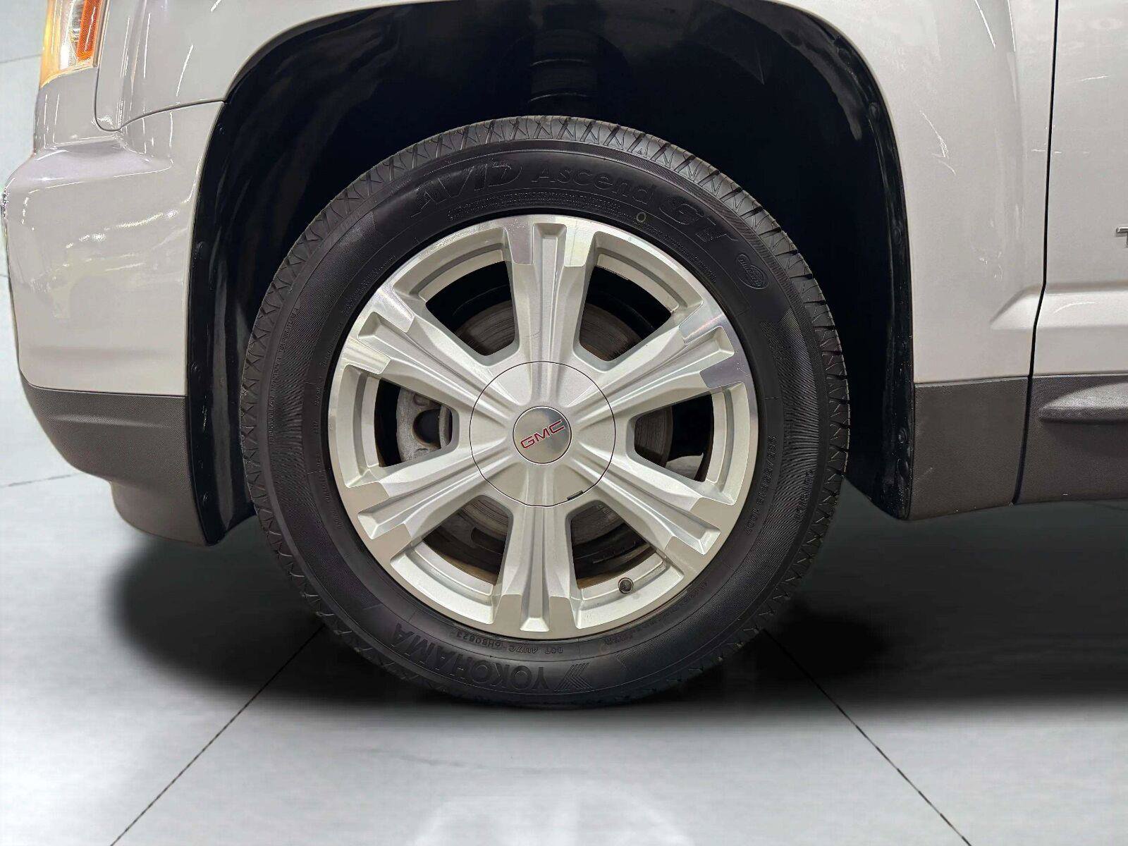 Used 2017 GMC Terrain SLE w/ Convenience Package FWD image 40