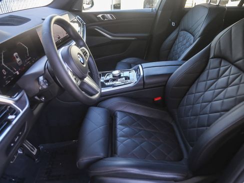 Certified 2025 BMW X5 xDrive40i w/ Executive Package image 14