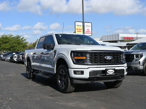 Used 2024 Ford F150 STX AWD/4WD image 3