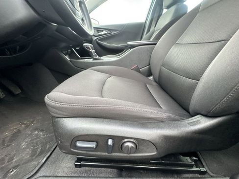 Used 2024 Chevrolet Malibu LT image 12