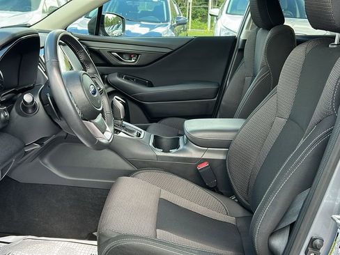 Used 2025 Subaru Outback Premium image 7