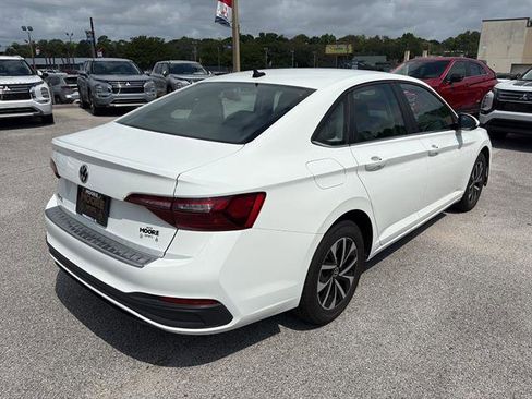 Certified 2024 Volkswagen Jetta S FWD image 5