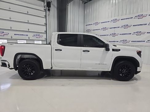 Used 2024 GMC Sierra 1500 Pro w/ Graphite Edition image 10