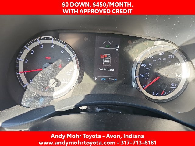 Used 2021 Toyota Highlander LE FWD image 13