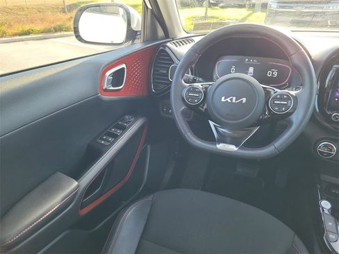 Used 2023 Kia Soul GT-Line w/ GT-Line Technology Package image 18