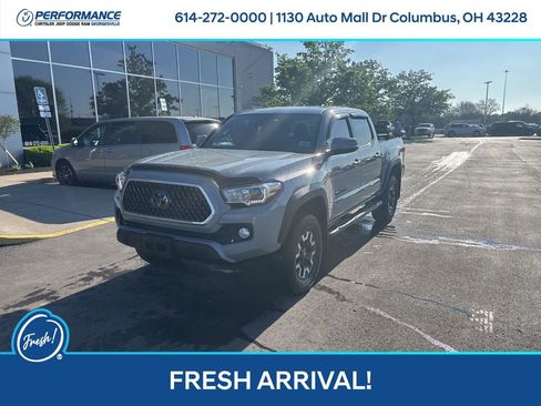 Used 2019 Toyota Tacoma TRD Off-Road image 8